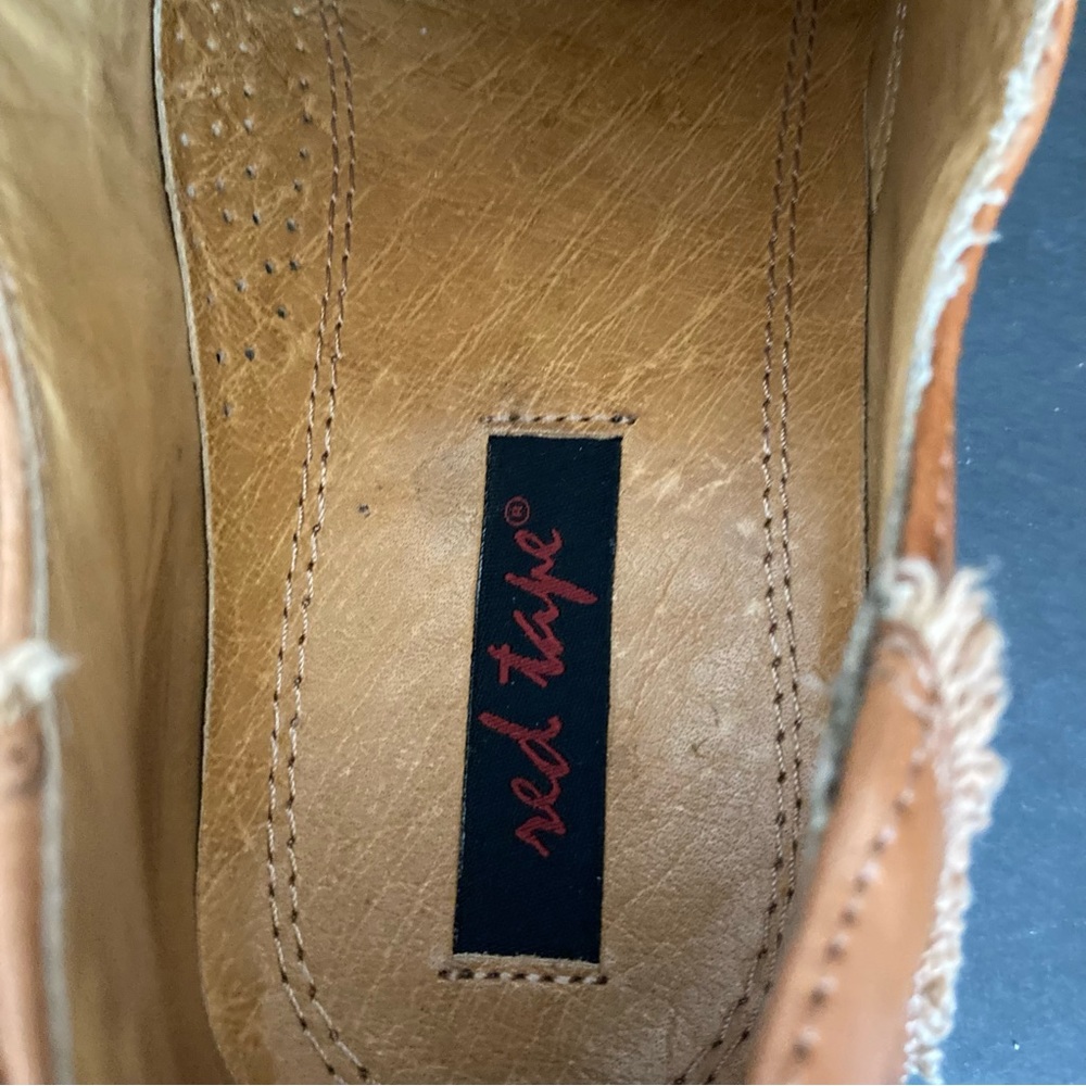 Red Tape Man Shoes |Color Light Brown |Size 9 | Pre-Owned Good Condition - Picture 10 of 11